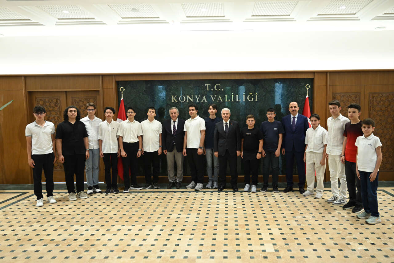 Konya'nın LGS gururu! 17 ismi şehir protokolü ödüllendirdi 10